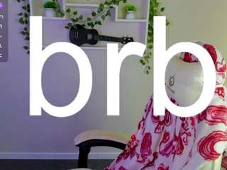 elsiee-cuttiess from CamSoda is Freechat