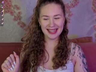 elsiee-cuttiess webcam model