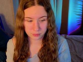 elsiee-cuttiess's CamSoda show and profile