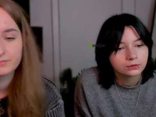  liana-purr chat room