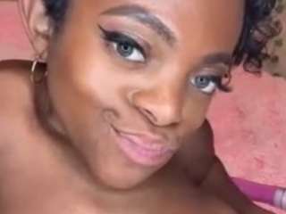 lil2cute4u Live Webcam on CamSoda