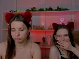 lola-swon Live Webcam on CamSoda