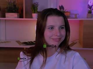 lola-swon Live Webcam on CamSoda