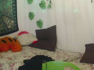 mysticniight from CamSoda is Freechat