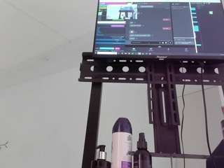 charlottepetitte Live Webcam on CamSoda