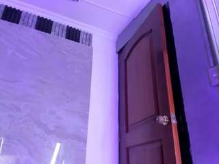  ellis-brown chat room