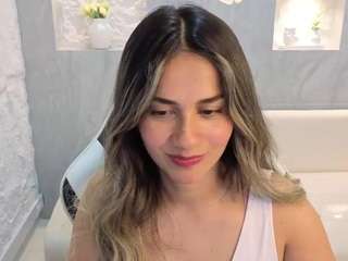 SWEET BLONDE
