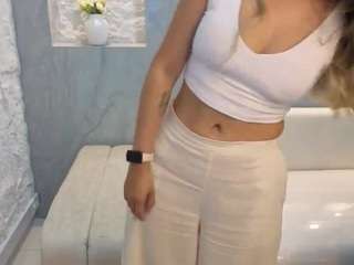 SWEET BLONDE