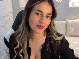 SWEET BLONDE