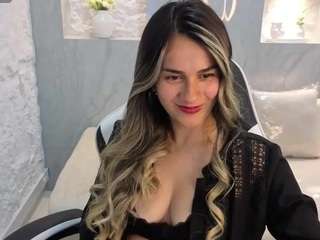 SWEET BLONDE
