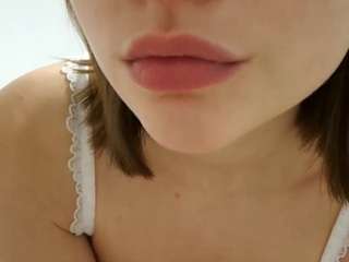 monserrategreubel live cam profile