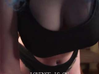 pinkiedugre's CamSoda show and profile