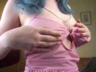 le modèle pinkiedugre est en webcam porno dans un show sur le site camsoda, il possède les tags suivants: blue eyes,camel toe,cowgirl,dildo or vibrator,domination,joi,lovense,neon hair,no drinking,no smoking,orgasm,skinny,toys,big tits,hd