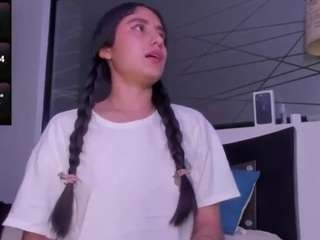 princesstina06 Live Webcam on CamSoda