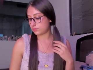 princesstina06 live cam — athletic, prettyfeet, young adult