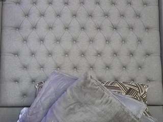 shanttaljones Live Webcam on CamSoda