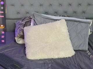 shanttaljones webcam