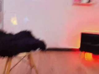 alicee-vixen webcam model