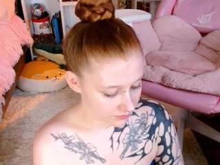 Ayla-Diaz live webcam show