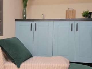 babyygloria Live Webcam on CamSoda