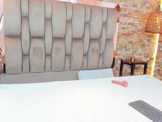  eriss-novikov chat room