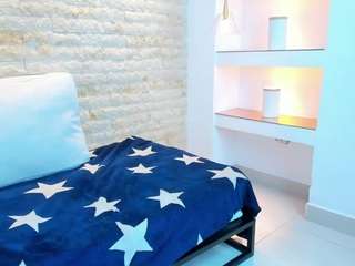  eriss-novikov chat room