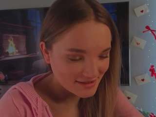 juleehamra's CamSoda show and profile