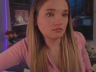 le modèle juleehamra est en webcam porno dans un show sur le site camsoda, il possède les tags suivants: asshole,shaved pussy,oil,orgasm,pov,public,pussy,sexy,skinny,nature,solo,spank,squirter,striptease,tattoos,tease,athletic,no drinking,natural,cute