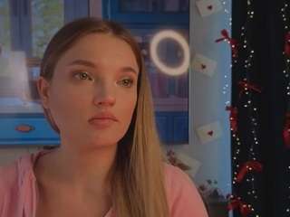 le modèle juleehamra est en webcam porno dans un show sur le site camsoda, il possède les tags suivants: asshole,shaved pussy,oil,orgasm,pov,public,pussy,sexy,skinny,nature,solo,spank,squirter,striptease,tattoos,tease,athletic,no drinking,natural,cute