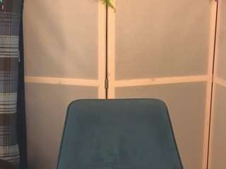 le modèle juleehamra est en webcam porno dans un show sur le site camsoda, il possède les tags suivants: asshole,shaved pussy,oil,orgasm,pov,public,pussy,sexy,skinny,nature,solo,spank,squirter,striptease,tattoos,tease,athletic,no drinking,natural,cute