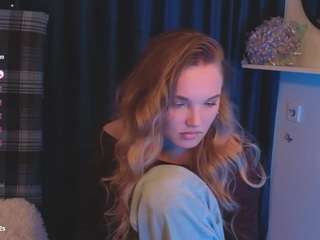 Acest model este live acum. juleehamra