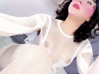 zara-rose Live Webcam on CamSoda