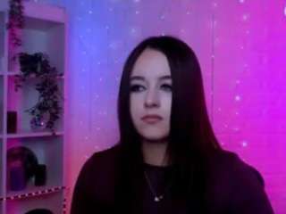  lia-make-love chat room