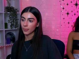  lia-make-love chat room