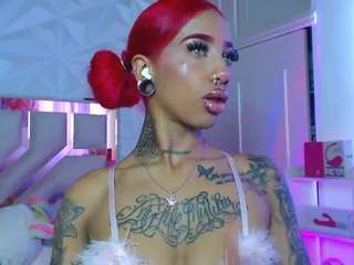 maadiisson021's CamSoda show and profile