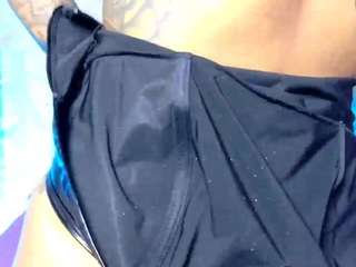 Acest model este live acum. maadiisson021