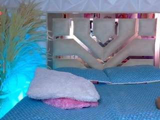 Maadiisson021 live webcam show