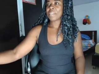 ScarlettL — LIVE on Camsoda