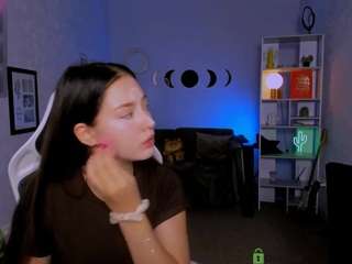 victoria-pretty
