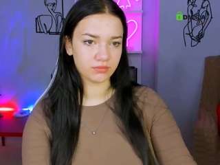 victoria-pretty