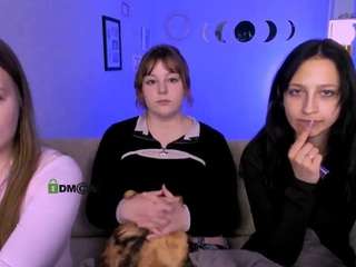 victoria-pretty Live Webcam on CamSoda