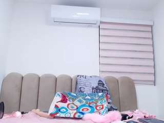 abby-pratt's CamSoda show and profile