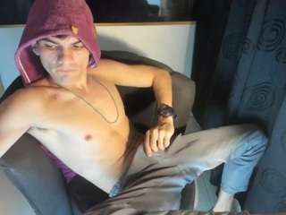 andyloverhuge