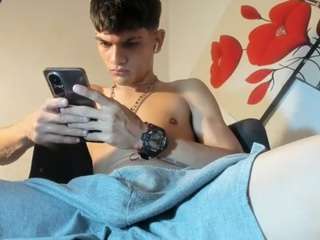 andyloverhuge