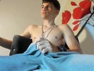 andyloverhuge