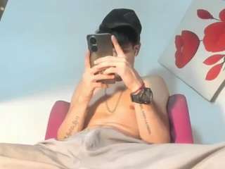andyloverhuge