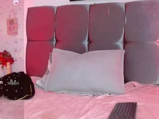 dream-wish's CamSoda show and profile