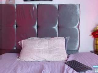 dream-wish's CamSoda show and profile