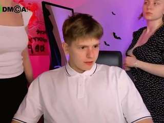 leslie-bird webcam model