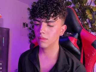  niick-twink chat room